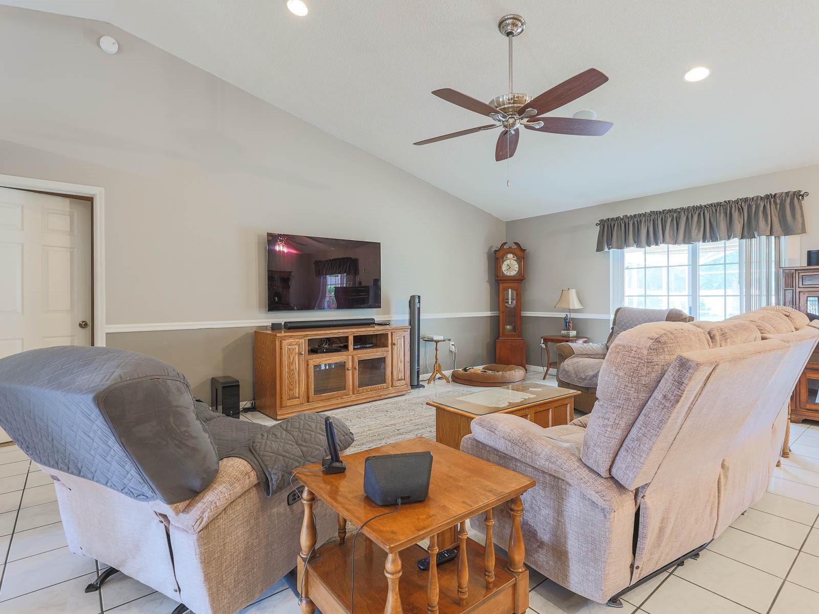 SWALLOWS EAST - Residential