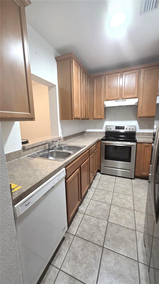 GREENBROOK WALK PH 2 - Residential Lease