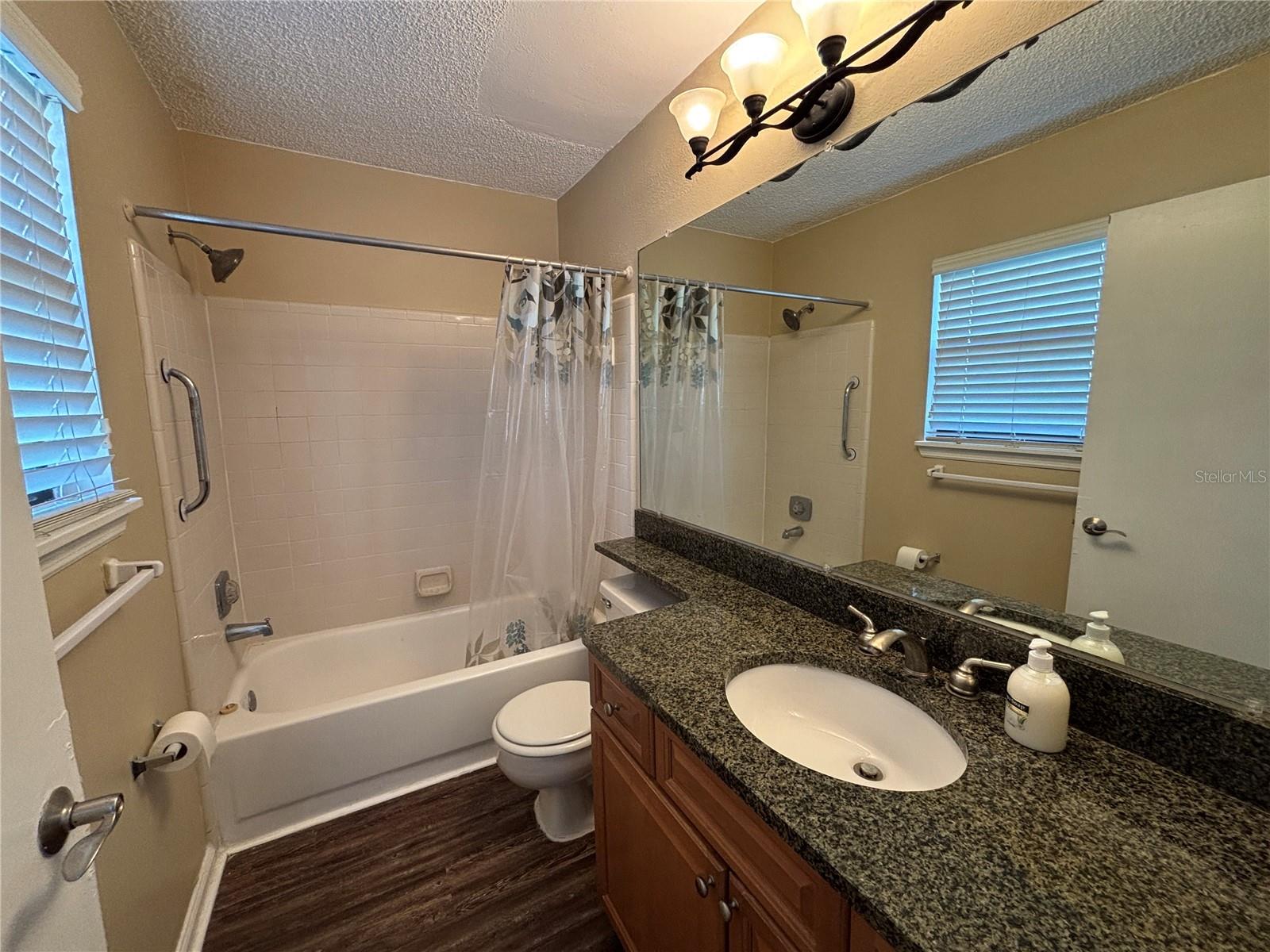 BAYPOINTE PRESERVE CONDO - Residential Lease