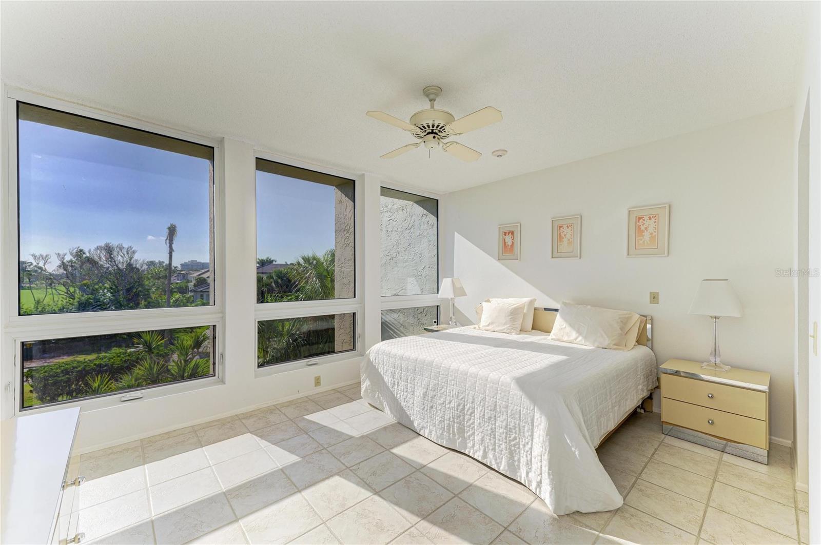 7591_BEACHPLACE_III - Residential