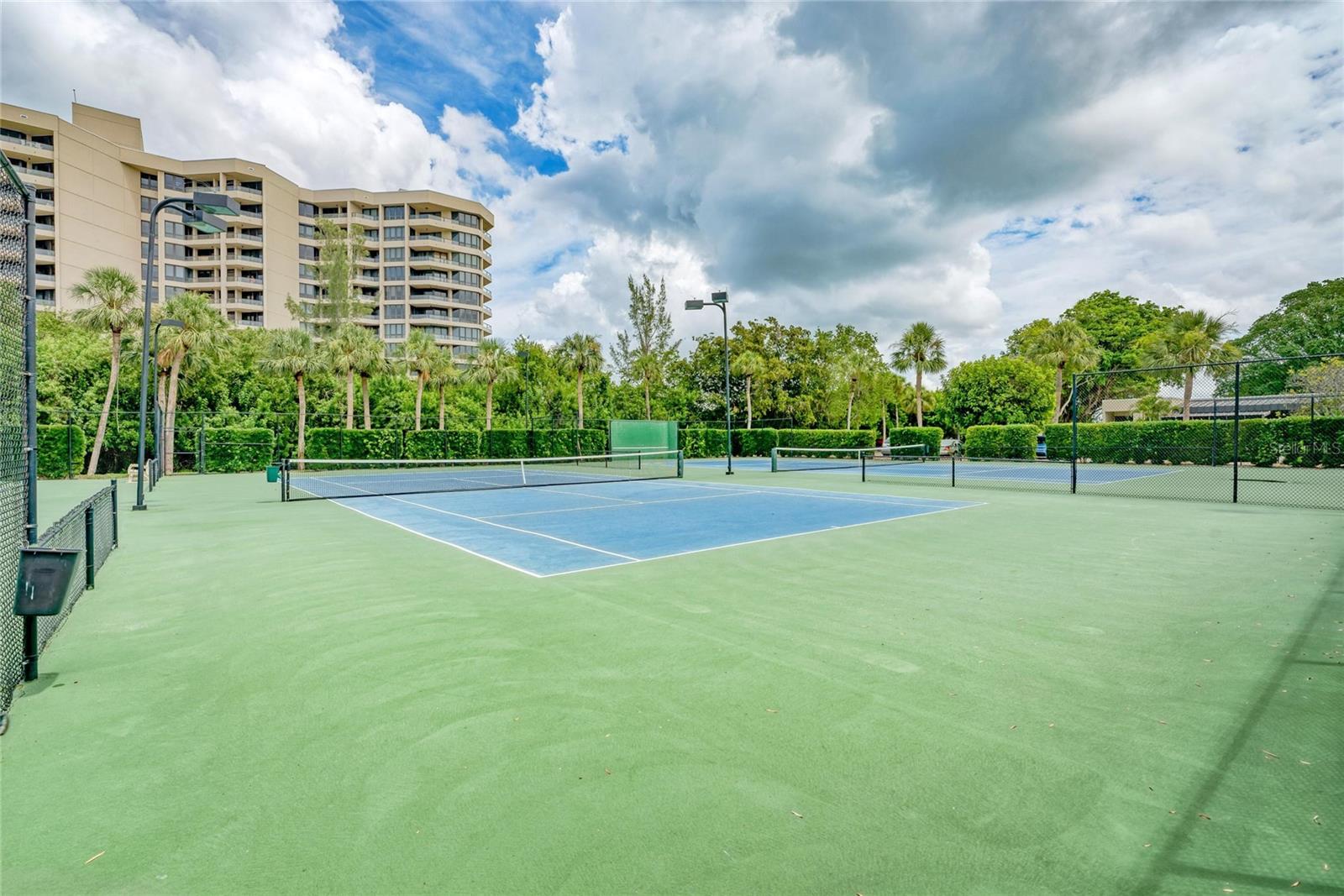 7591_BEACHPLACE_III - Residential