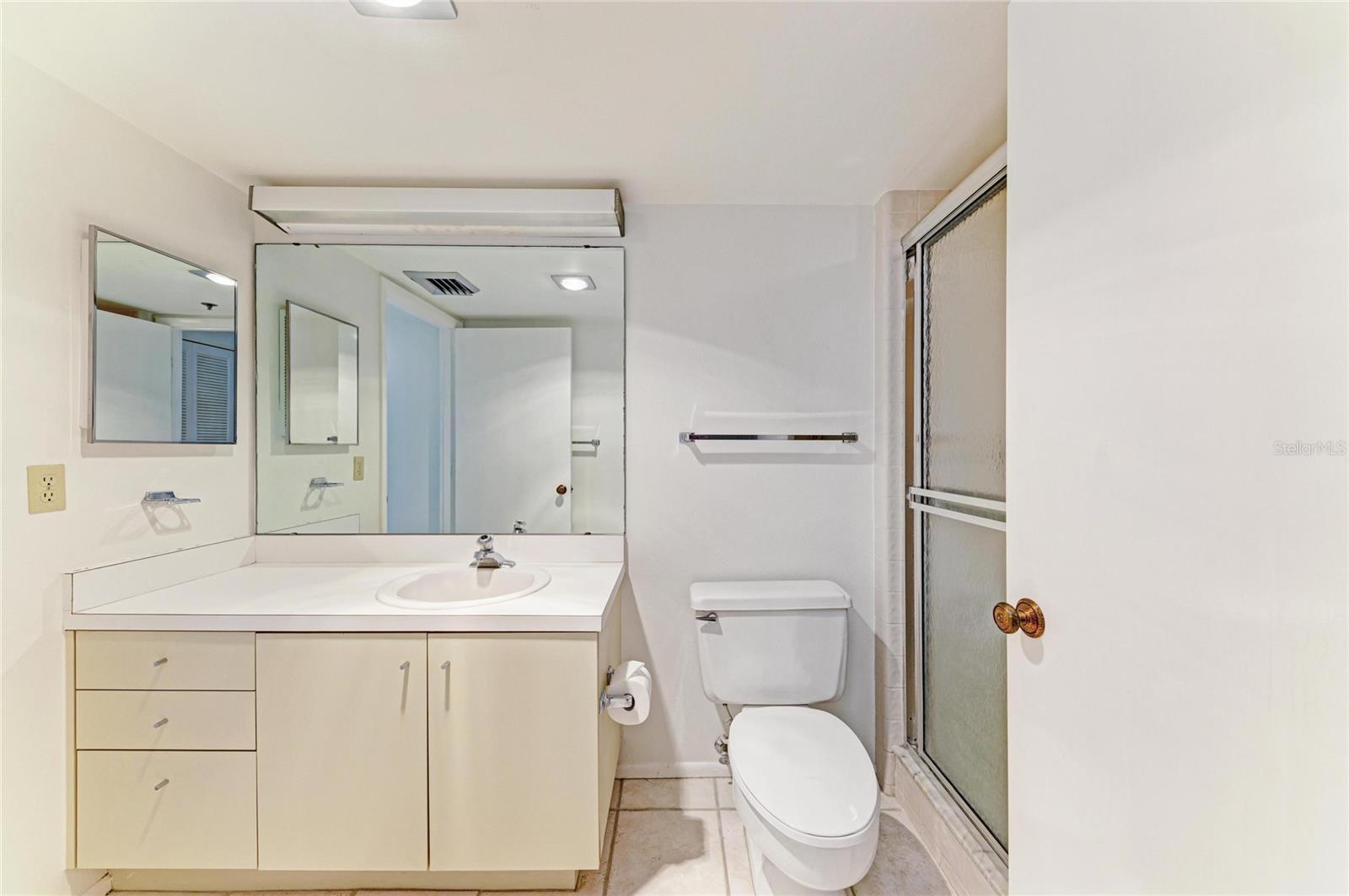 7591_BEACHPLACE_III - Residential