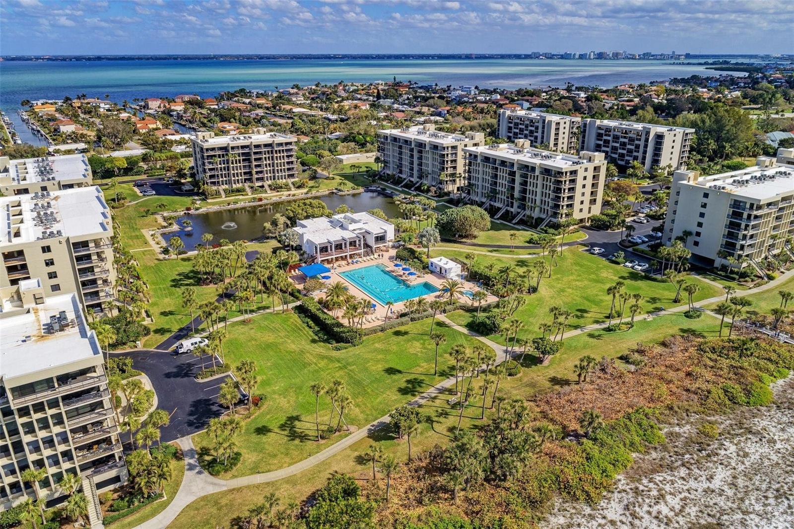 7591_BEACHPLACE_III - Residential