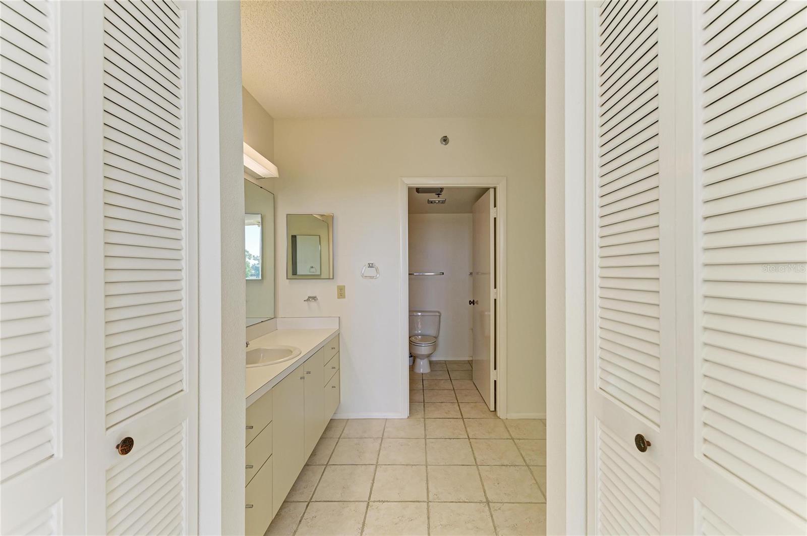 7591_BEACHPLACE_III - Residential