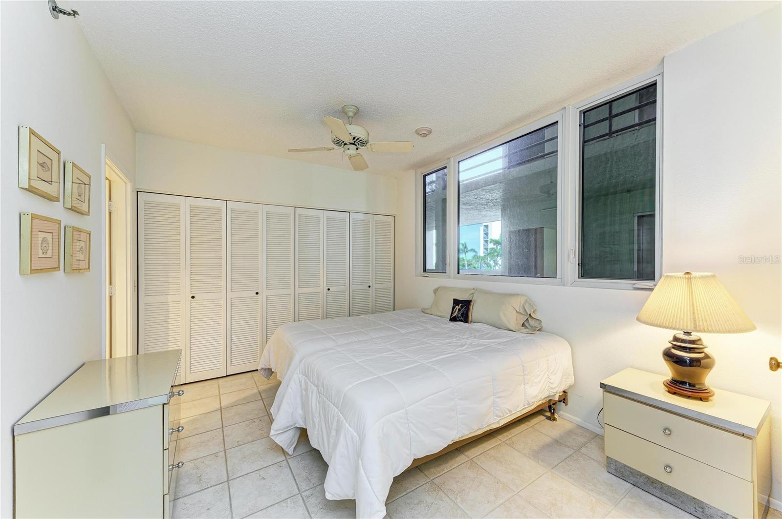 7591_BEACHPLACE_III - Residential