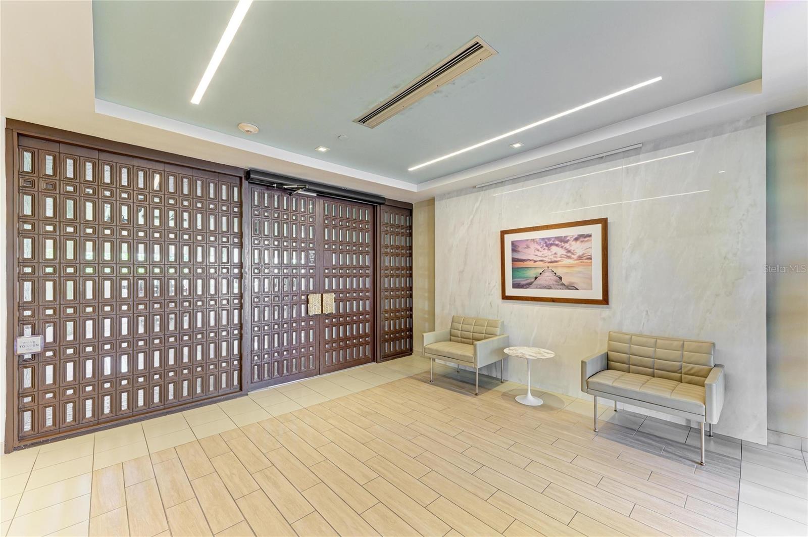 7591_BEACHPLACE_III - Residential