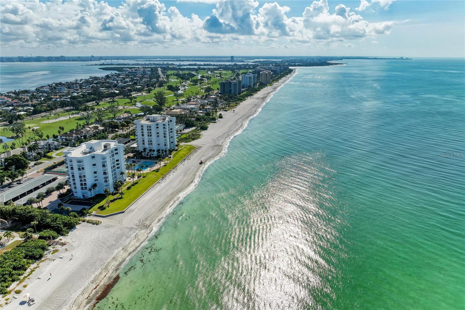 7591_BEACHPLACE_III - Residential