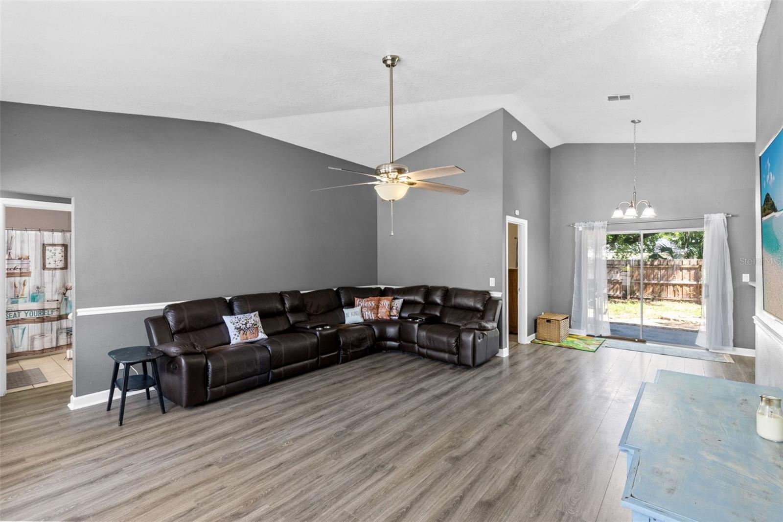 601 ARLINGTON COURT