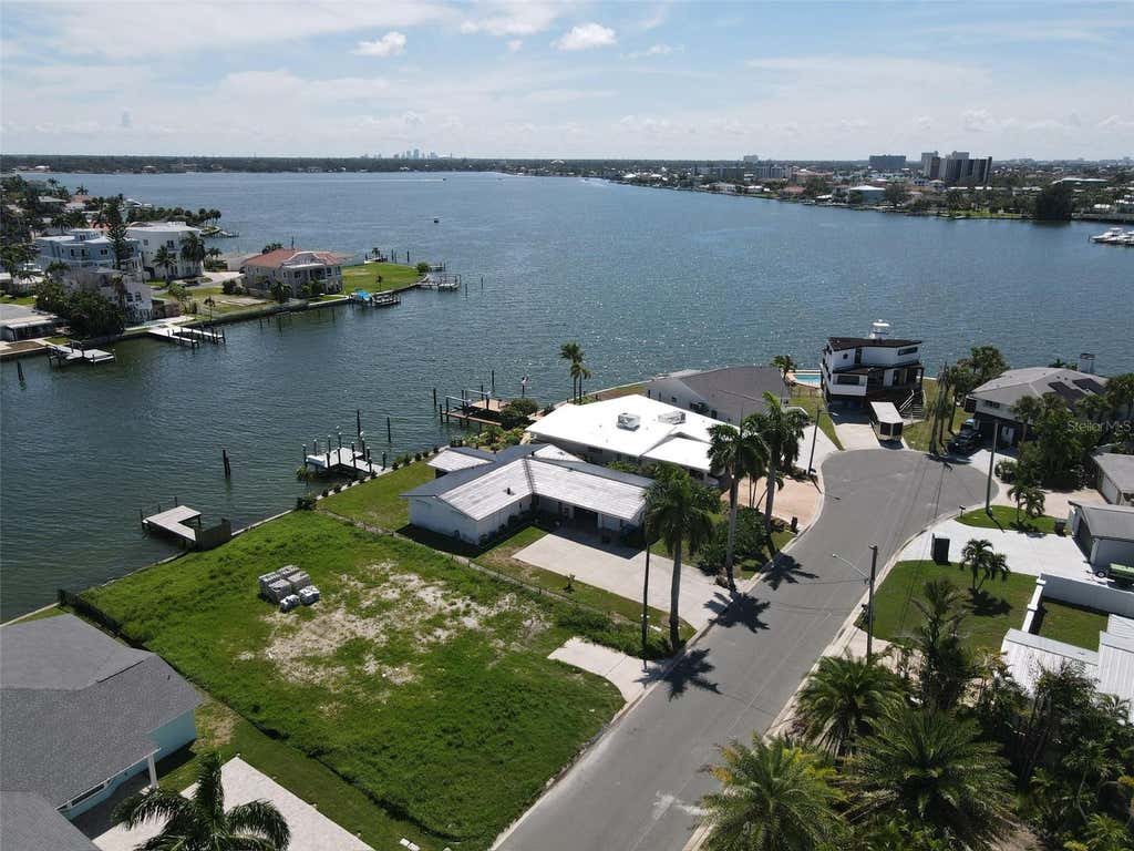 Photo of 11125 4th St E, Treasure Island, FL 33706 (MLS # TB8535664)
