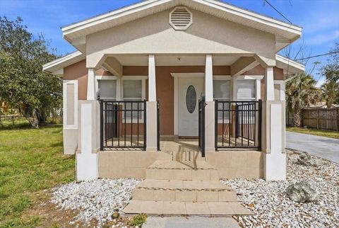 Photo of 2628 Fletcher Avenue, Eaton Park, FL 33840 (MLS # S5133149)