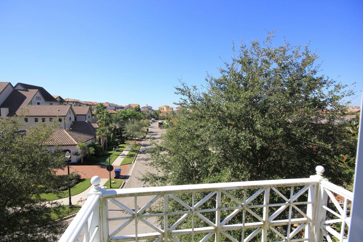 WESTSHORE YACHT CLUB TWNHMS - Residential Lease