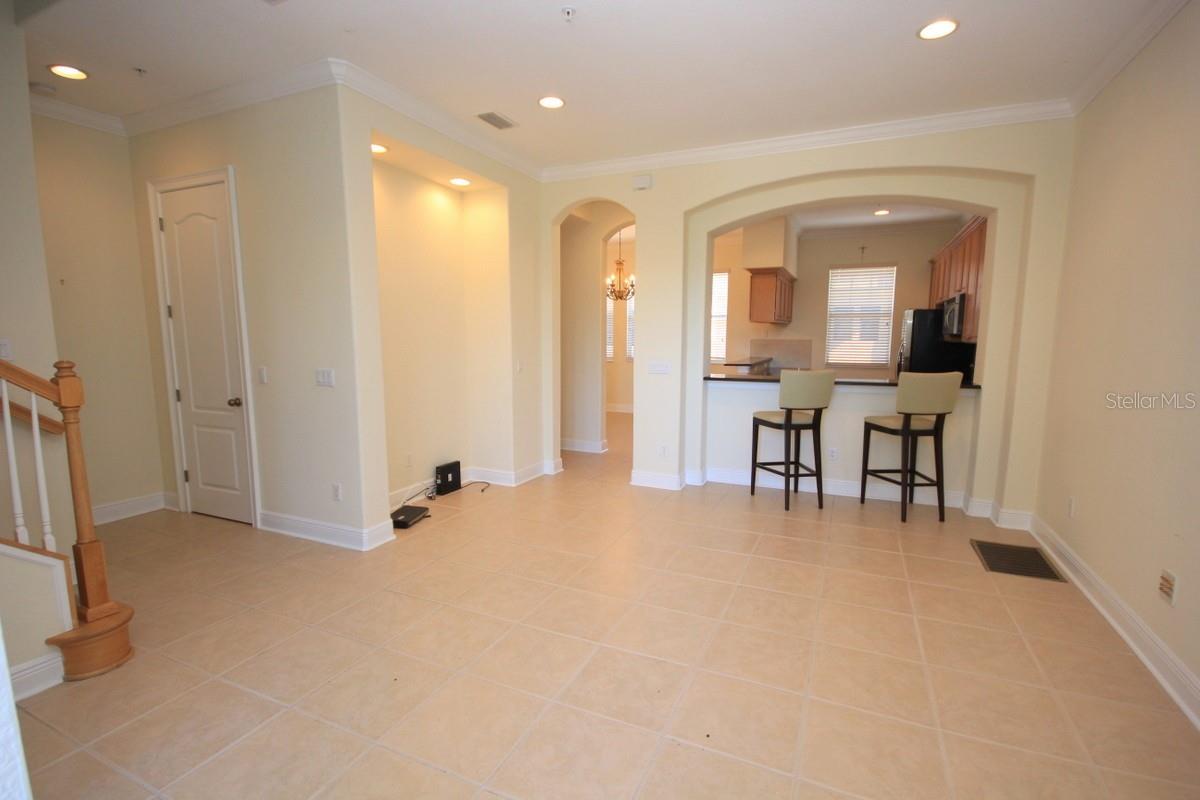WESTSHORE YACHT CLUB TWNHMS - Residential Lease