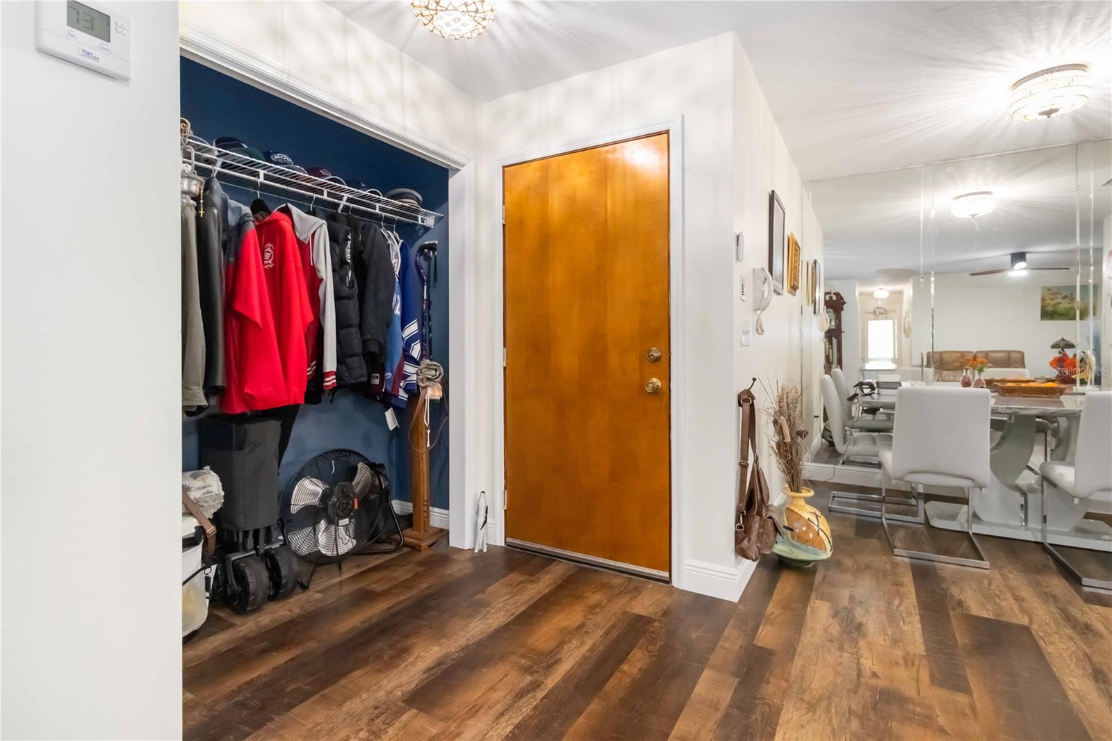 610 SAINT ALBANS COURT 19D