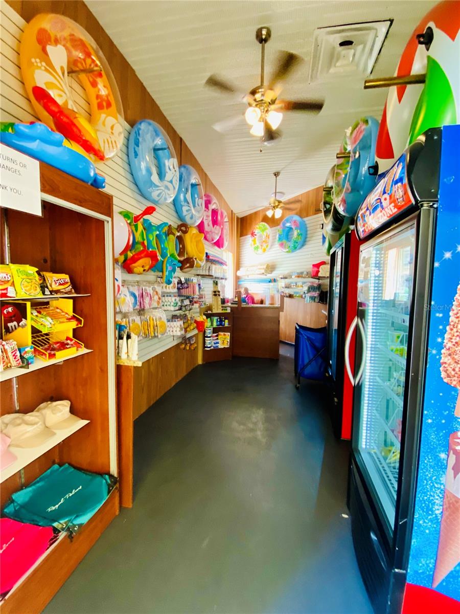 REGAL PALMS AT HIGHLAND RESERVE - Residential