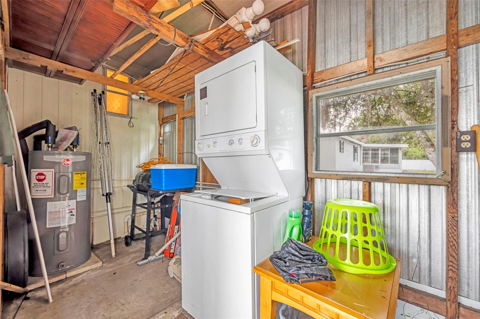 MOLOKAI CO-OP - Residential