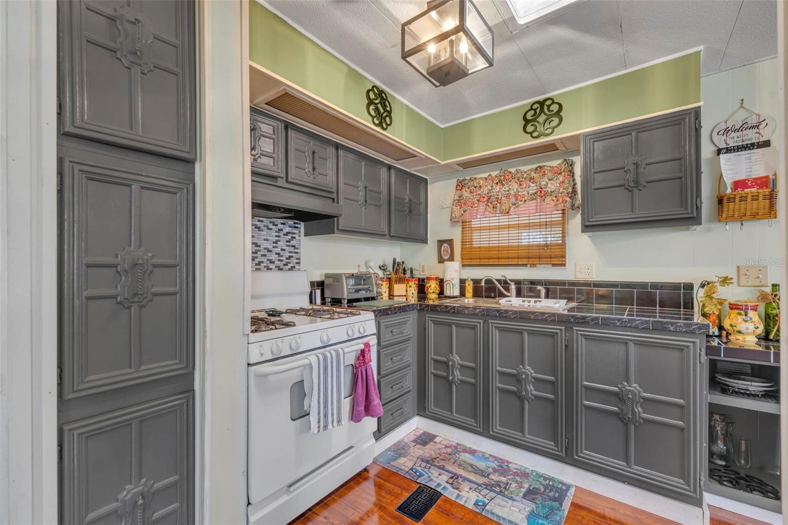 MOLOKAI CO-OP - Residential