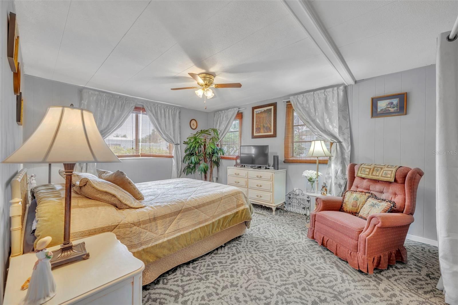 MOLOKAI CO-OP - Residential