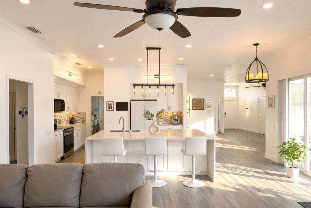 Photo of 2151 Candleridge Court, Oviedo, FL 32765 (MLS # O6399196)