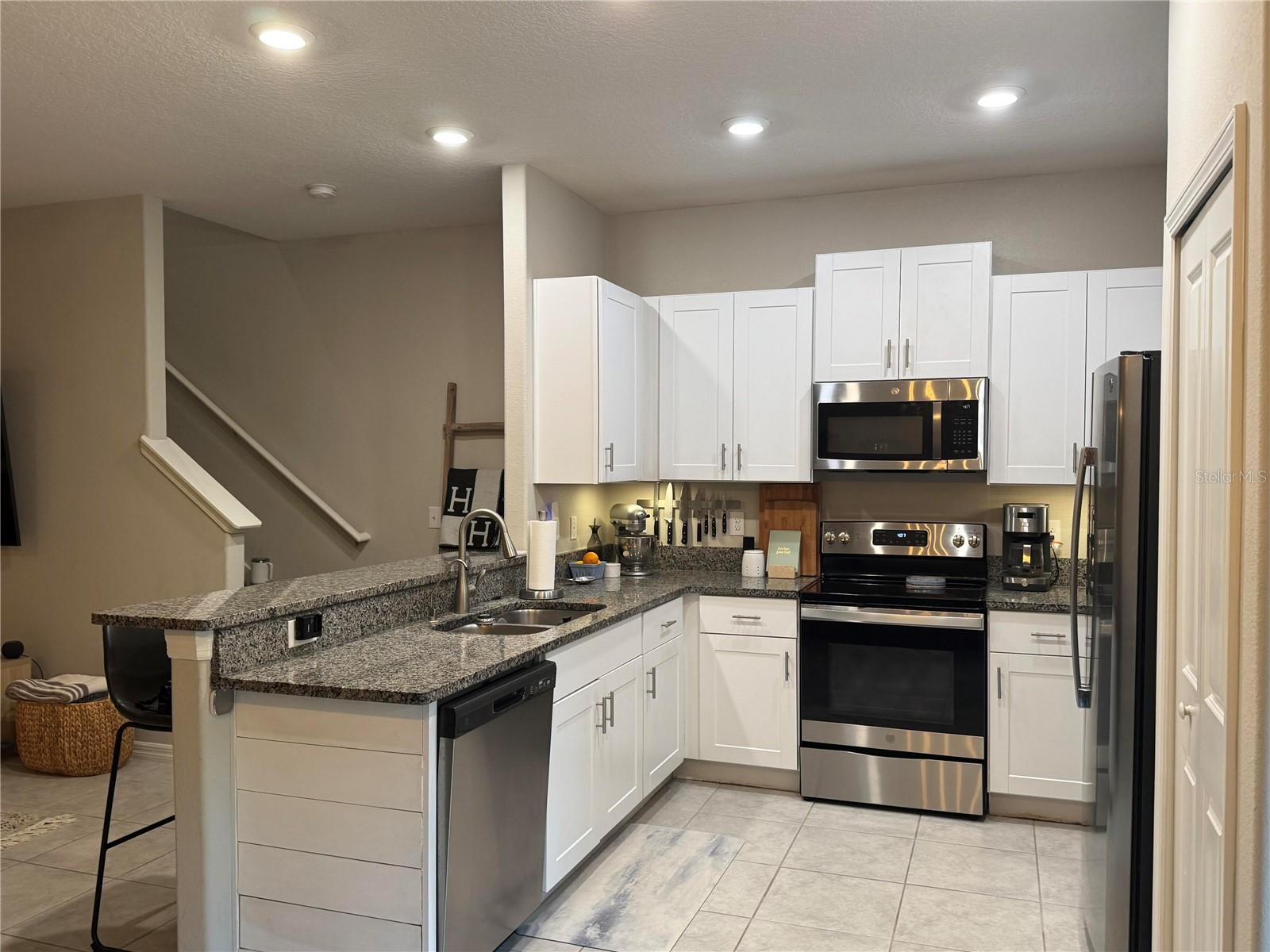 9640 PEMBROOKE PINES DRIVE