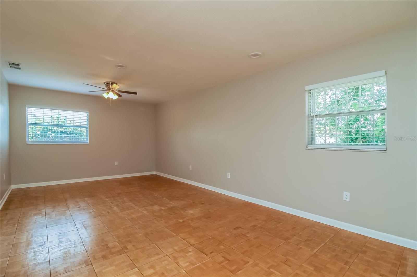 SOUTHWOOD HILLS UNIT 01 - Residential Lease