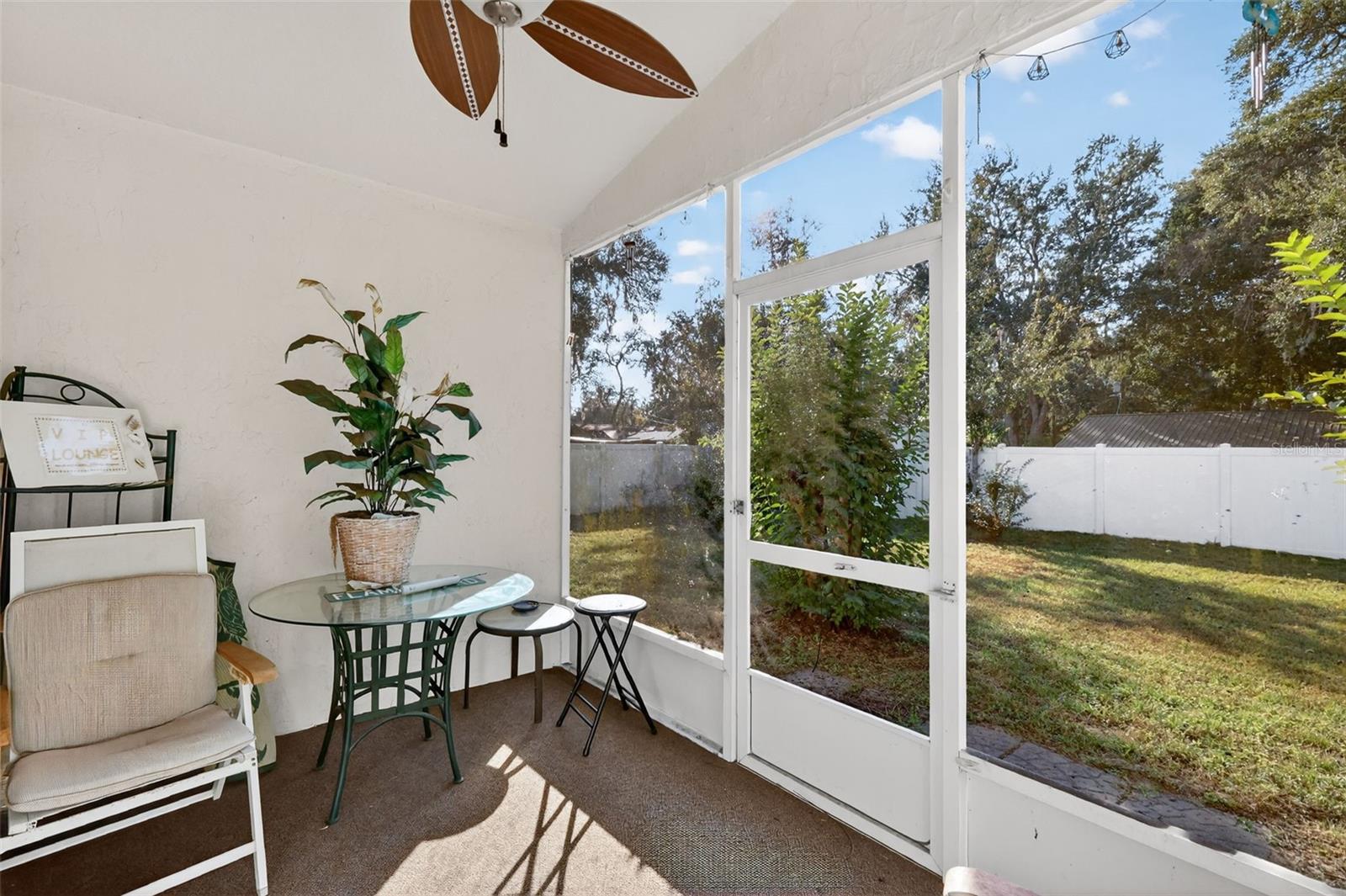 CARLTON VILLAGE PARK - Residential