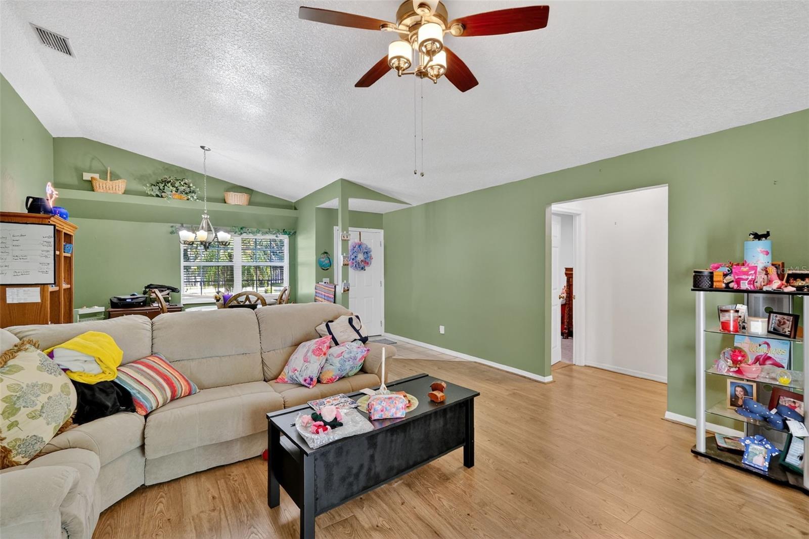 CARLTON VILLAGE PARK - Residential