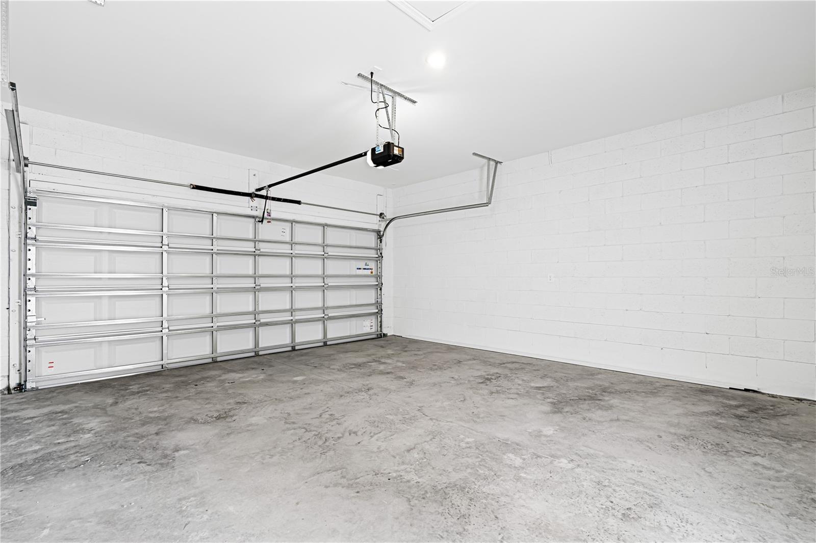 WELLNESS RDG PH 2 - Residential Lease