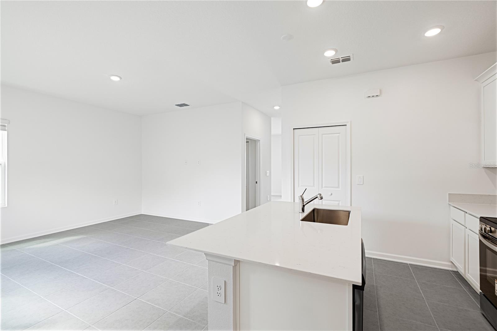 WELLNESS RDG PH 2 - Residential Lease