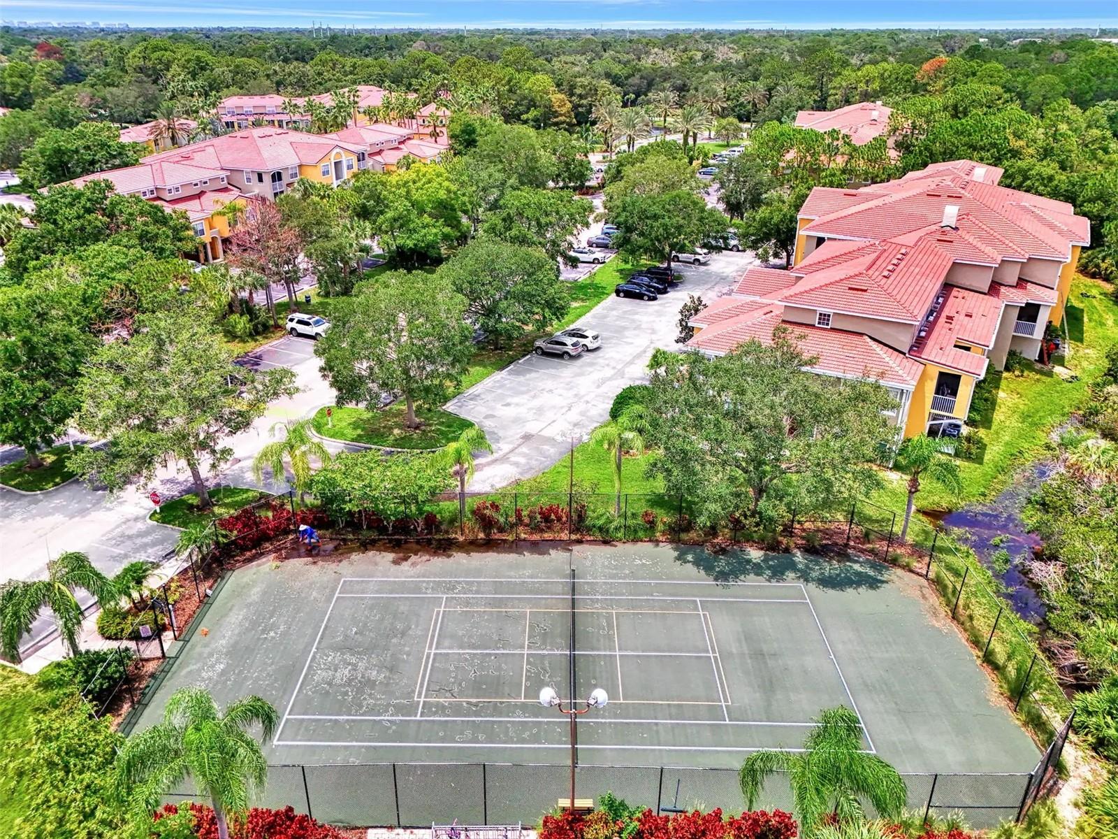 LAS PALMAS OF SARSOTA - Residential