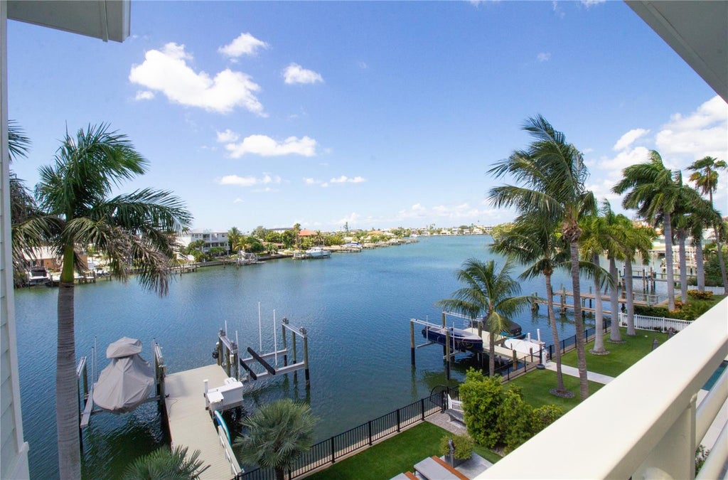 Photo of 271 S Julia Circle, St Pete Beach, FL 33706 (MLS # TB8559362)