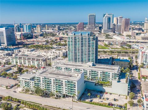 Photo of 912 Channelside Drive #2601, Tampa, FL 33602 (MLS # TB8439129)