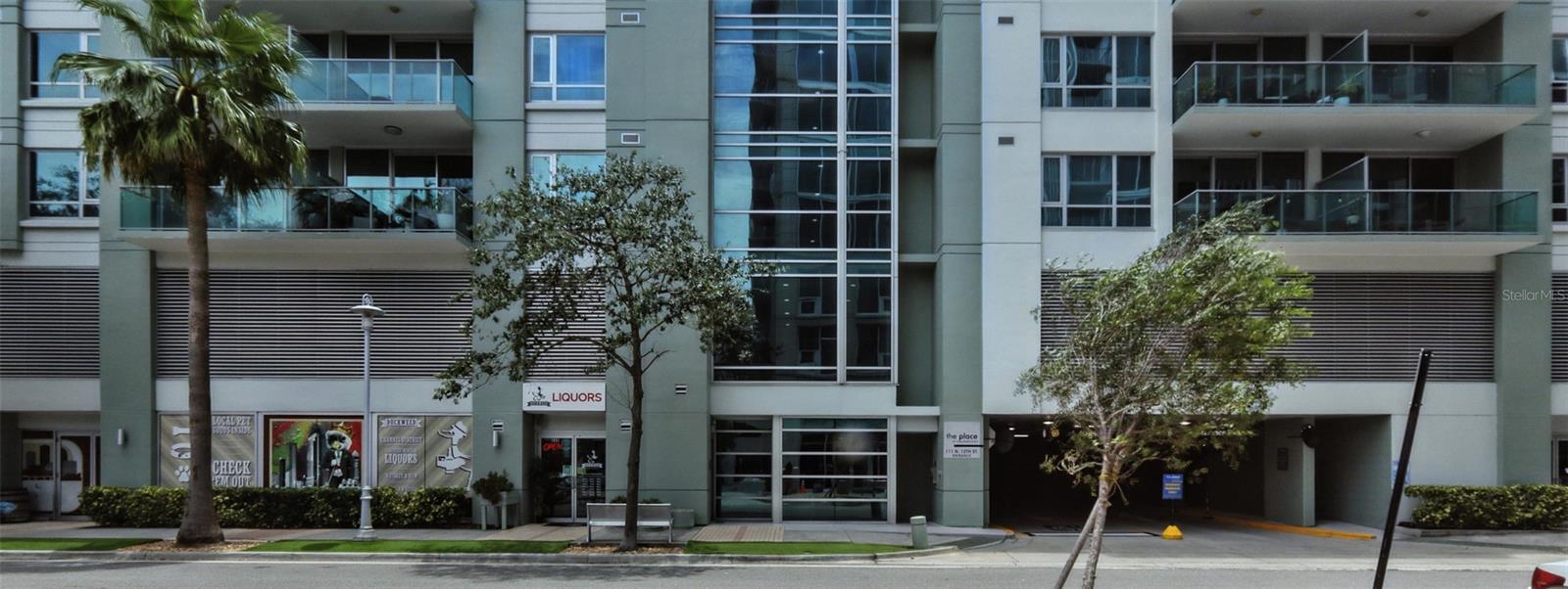 THE PLACE AT CHANNELSIDE A CON - Residential