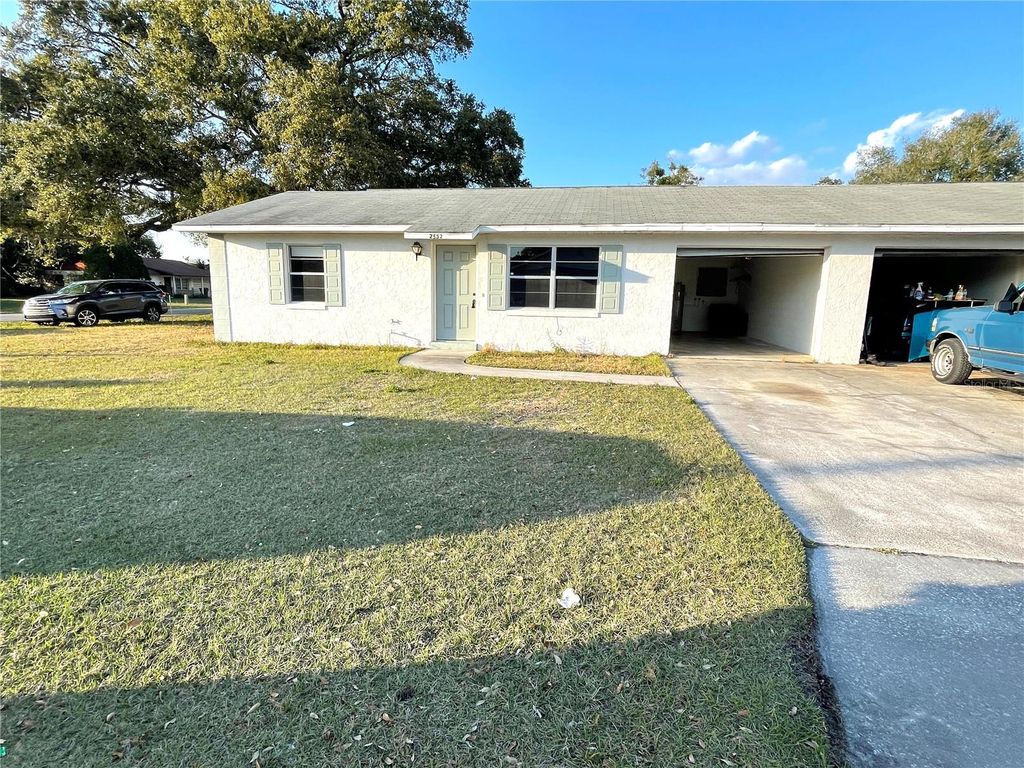 Photo of 2552 6th Street, Saint Cloud, FL 34769 (MLS # R4910672)