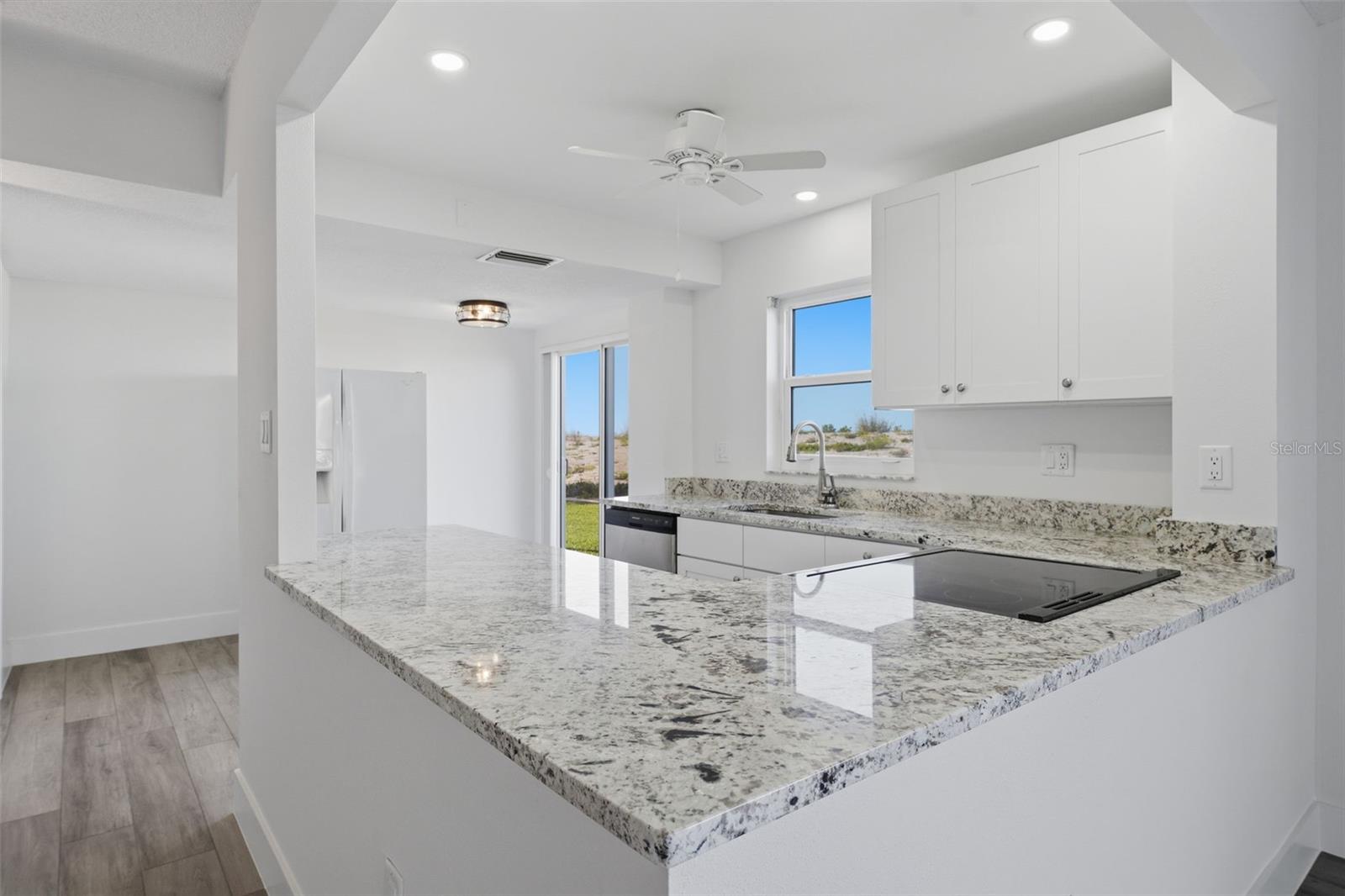 TOWERS - Residential