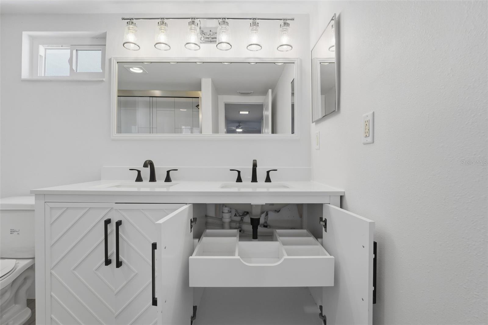 TOWERS - Residential