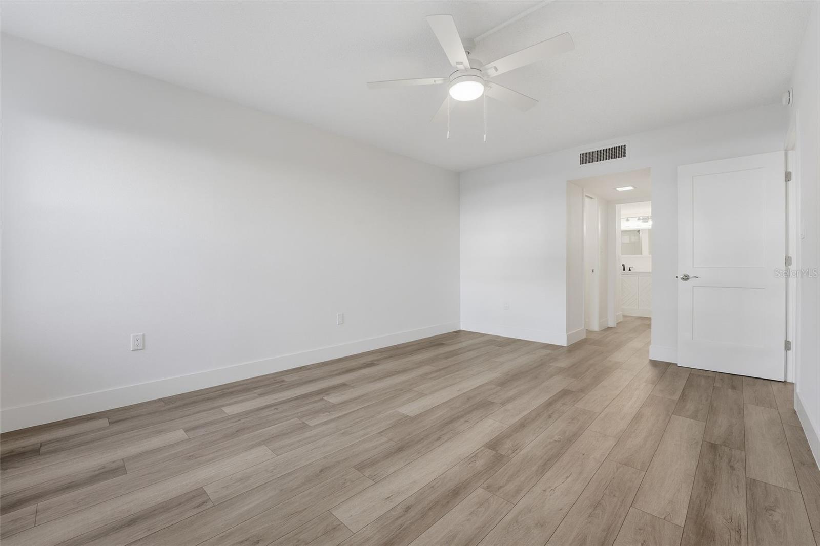 TOWERS - Residential