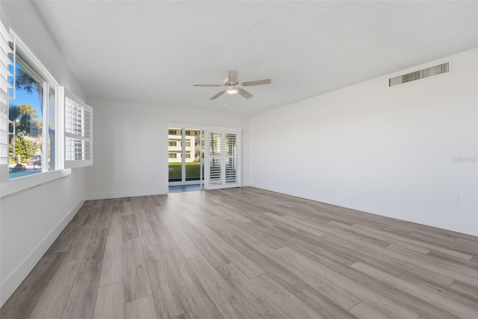 TOWERS - Residential