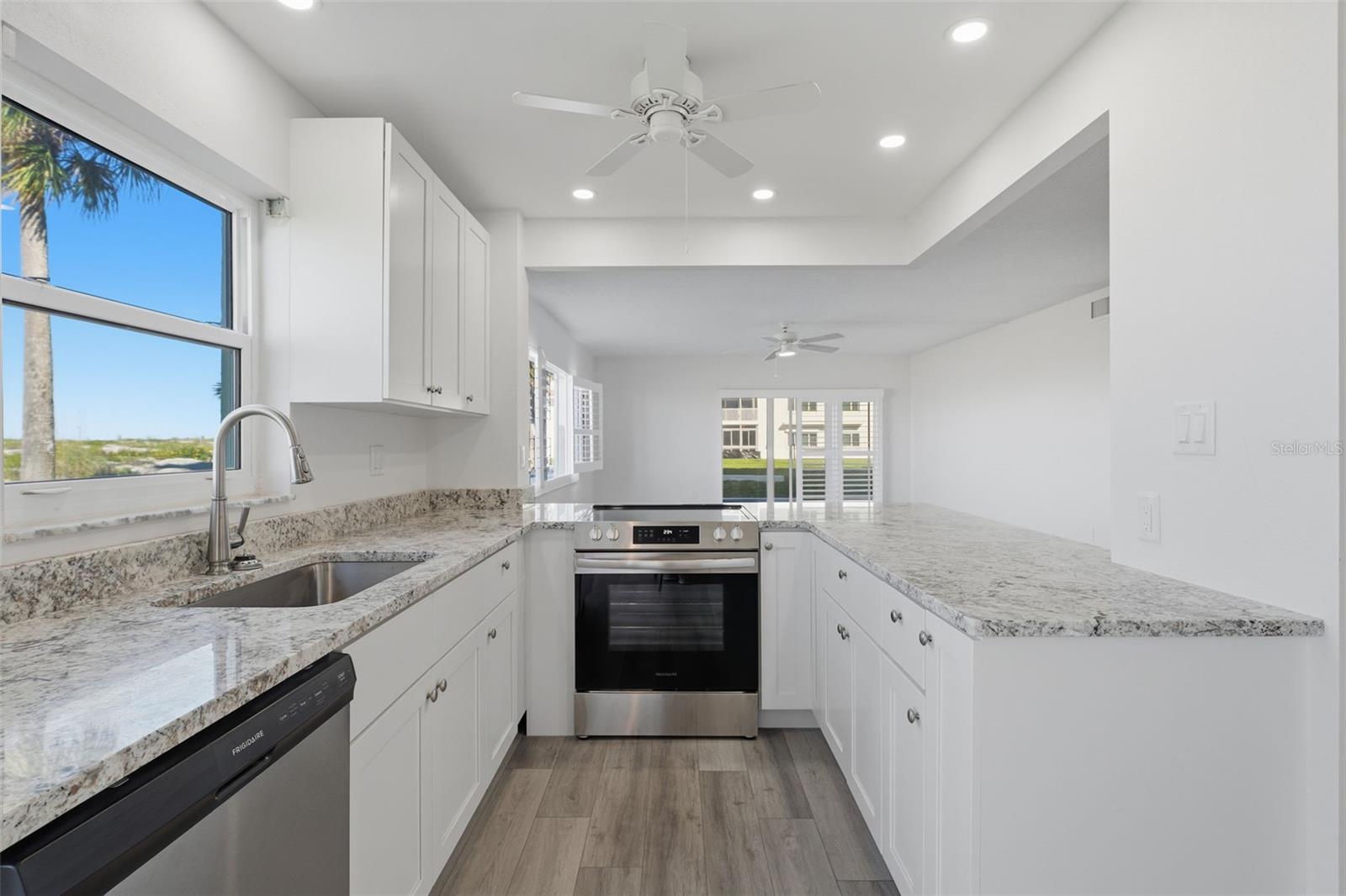 TOWERS - Residential