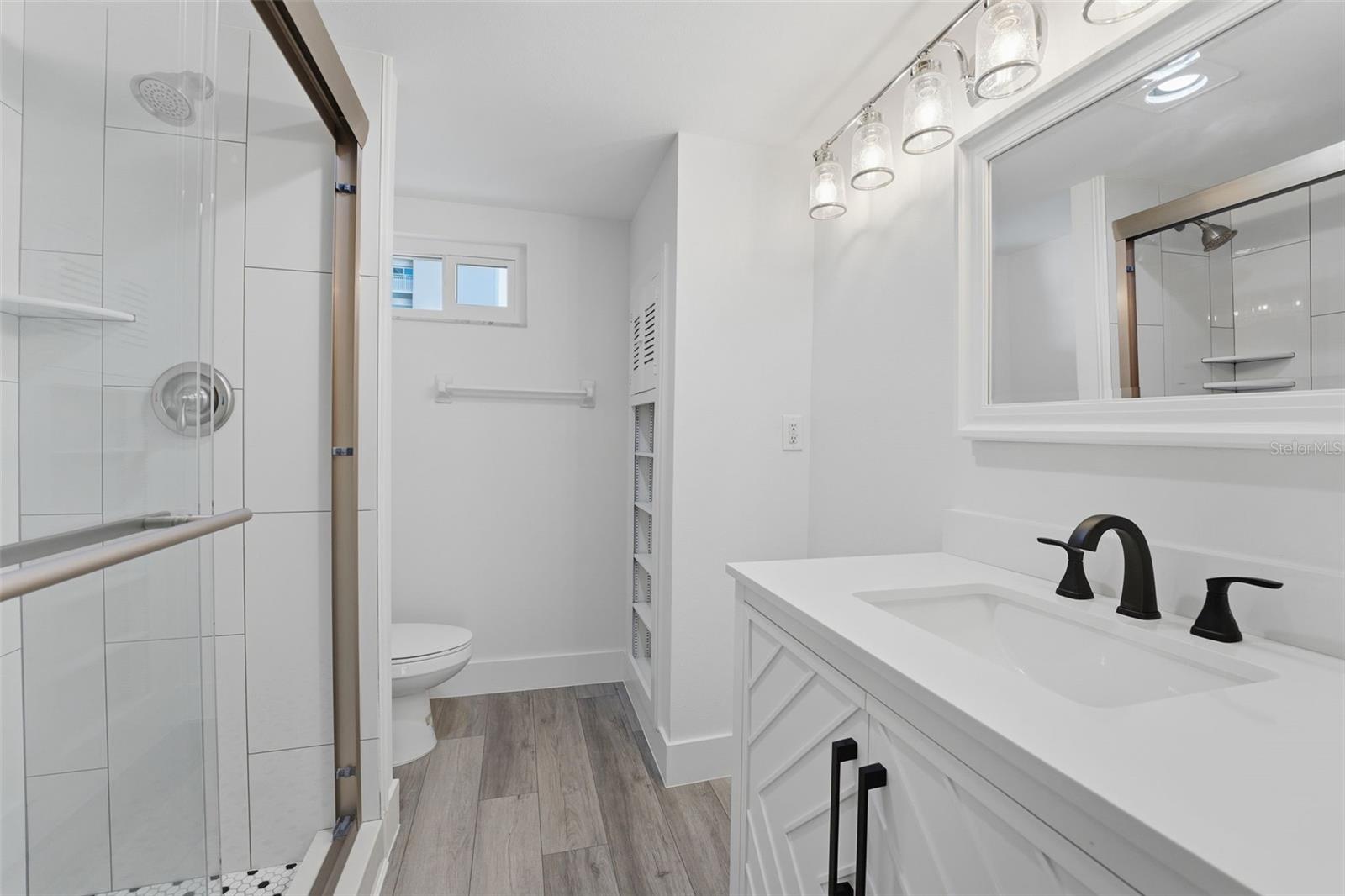 TOWERS - Residential