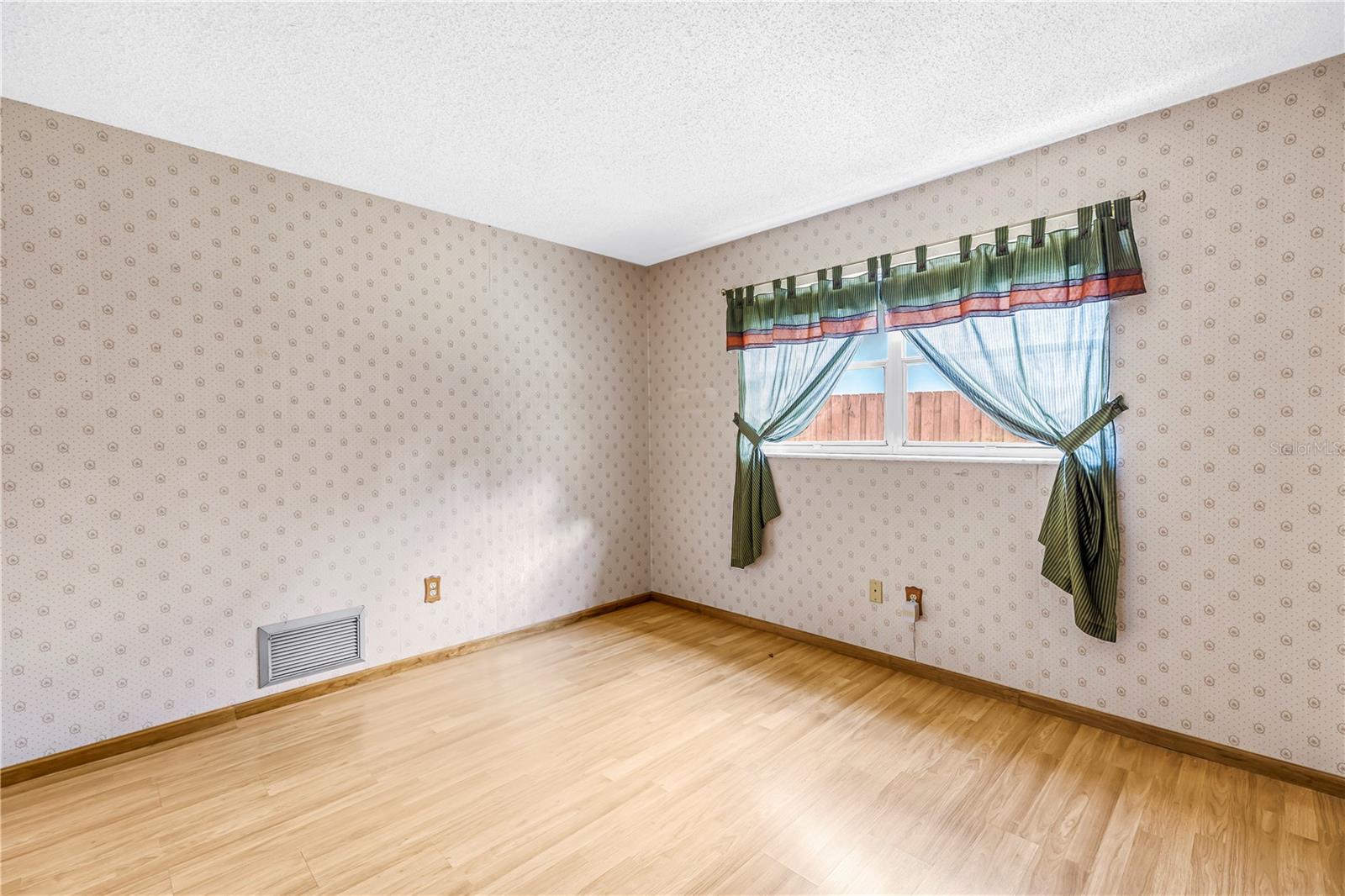 DEL PRADO IMPERIAL UNIT 1 - Residential