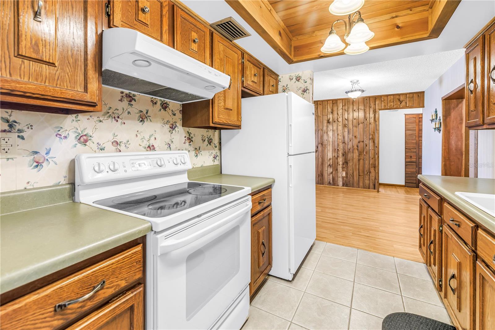 DEL PRADO IMPERIAL UNIT 1 - Residential