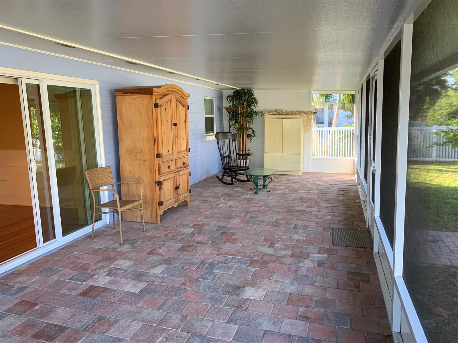 Detwilers Add 01 New Smyrna Bch - Residential Lease