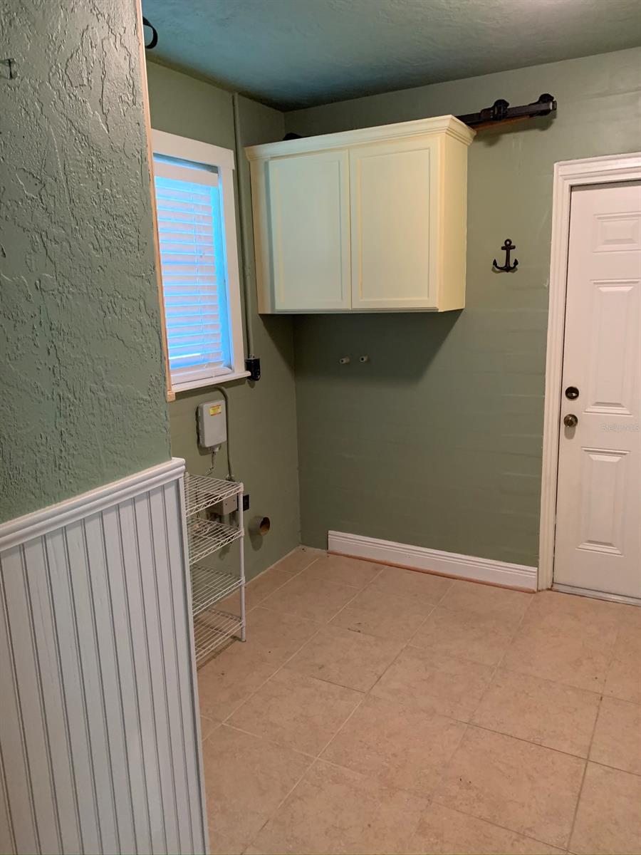 Detwilers Add 01 New Smyrna Bch - Residential Lease