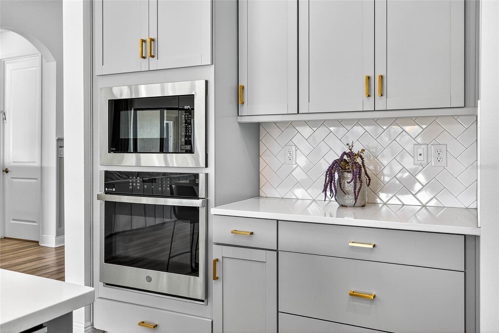 B & D HAWKSTONE PH 2 - Residential Lease