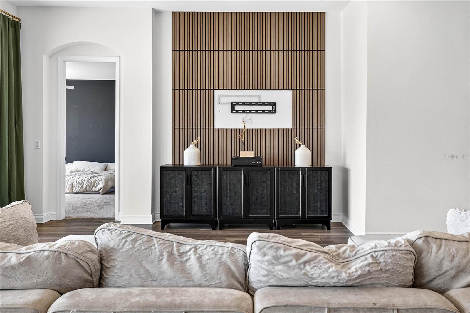 B & D HAWKSTONE PH 2 - Residential Lease