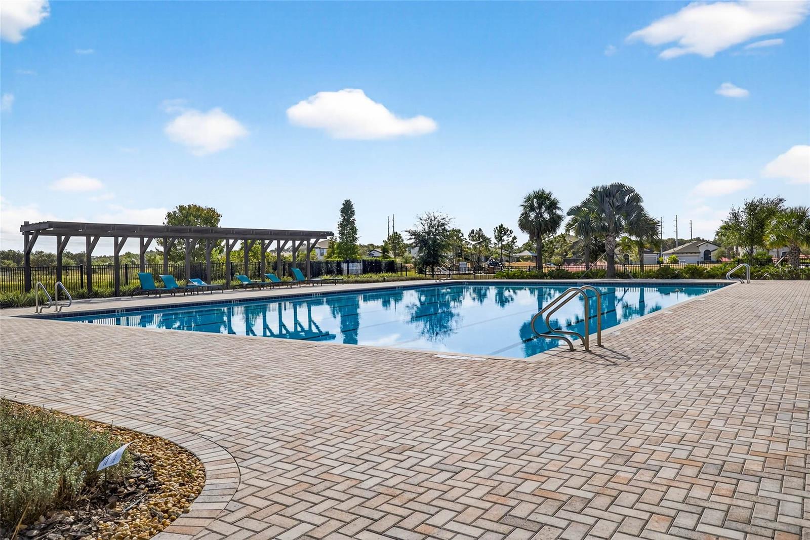 B & D HAWKSTONE PH 2 - Residential Lease