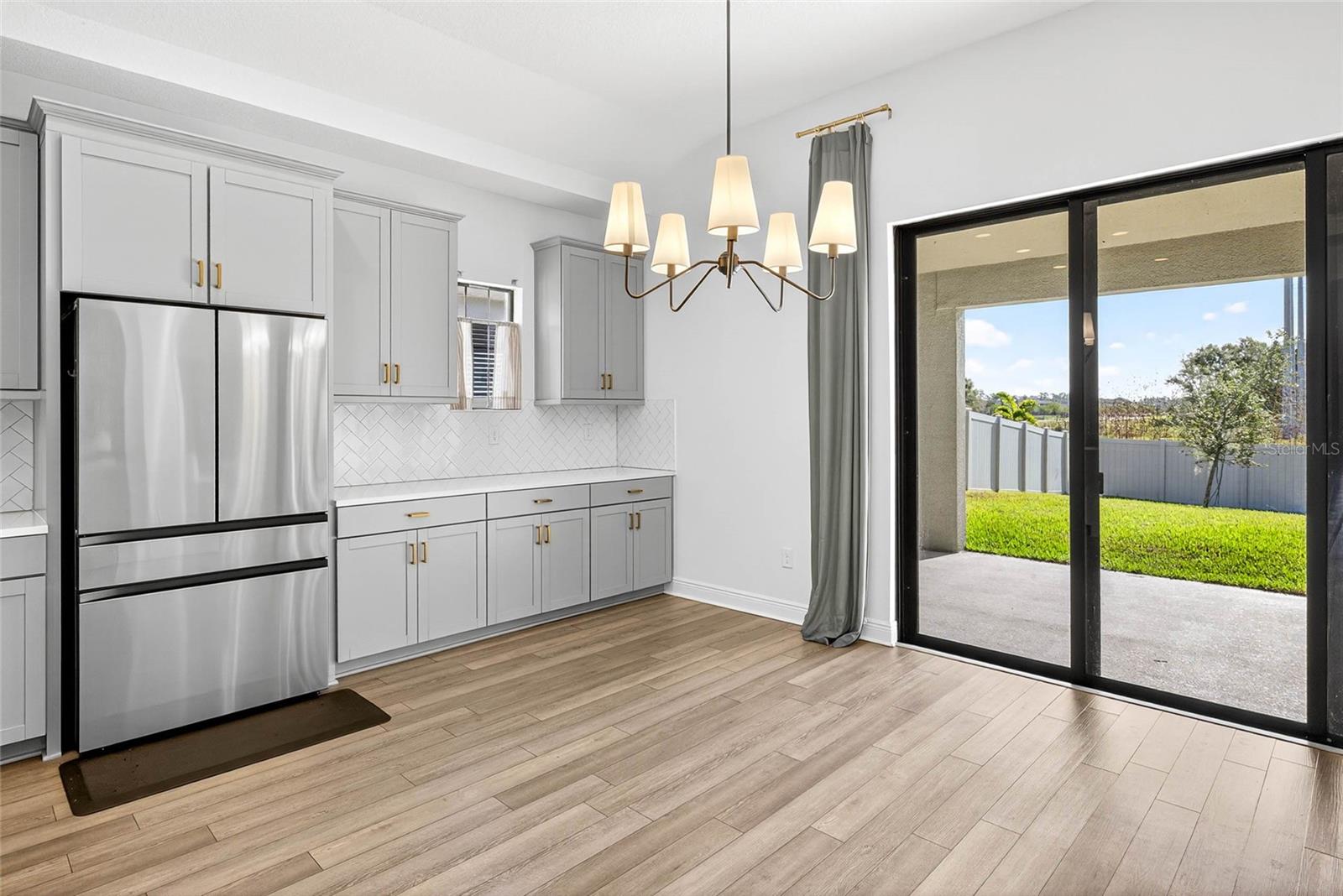 B & D HAWKSTONE PH 2 - Residential Lease