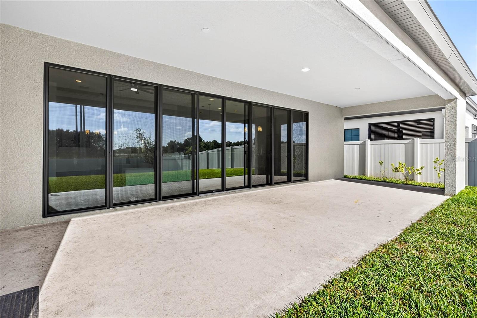 B & D HAWKSTONE PH 2 - Residential Lease