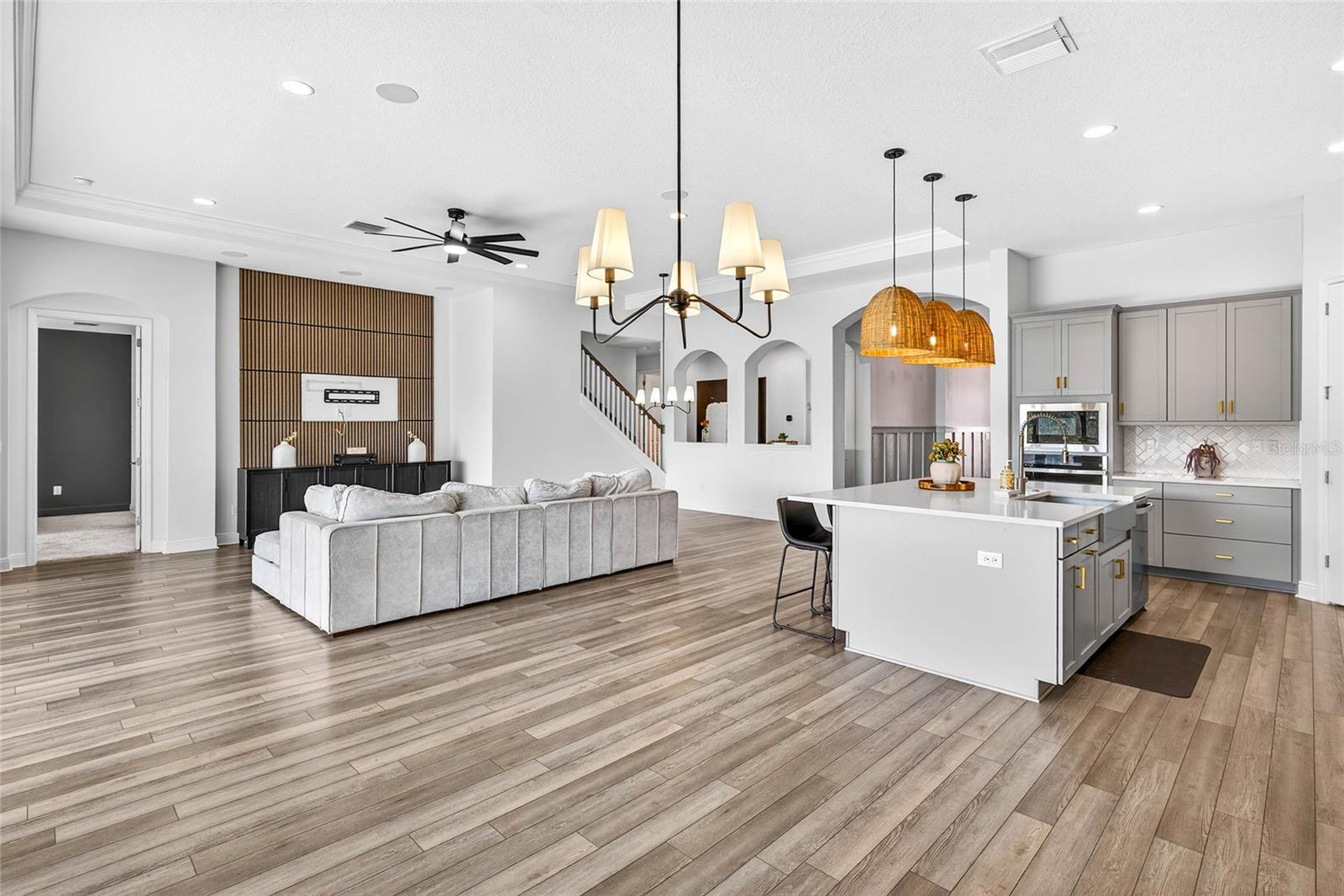 B & D HAWKSTONE PH 2 - Residential Lease