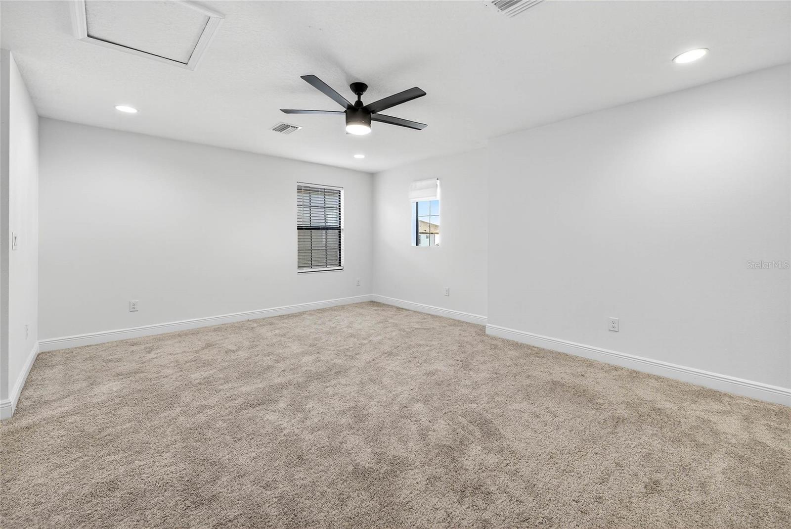 B & D HAWKSTONE PH 2 - Residential Lease